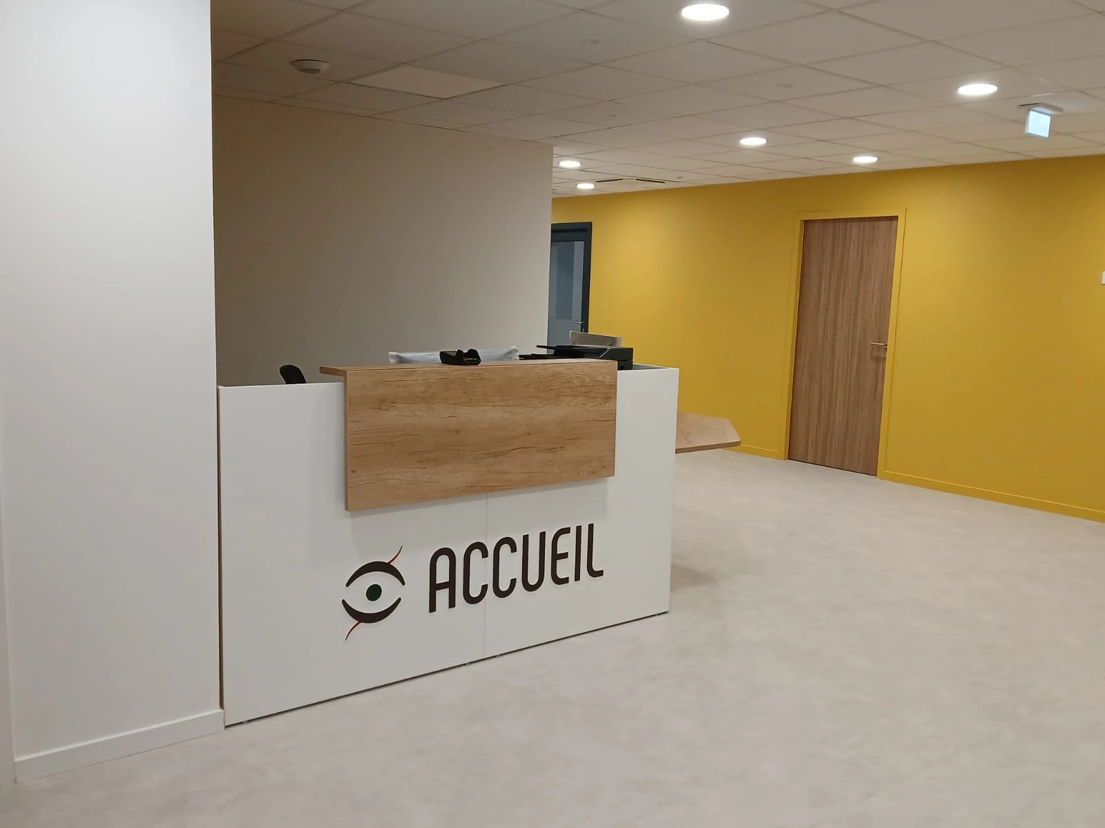 Une-équipe-de-spécialistes-engagés-pour-votre-vision-Centre-Ophtalmologique-et-Rétine-de-Privas